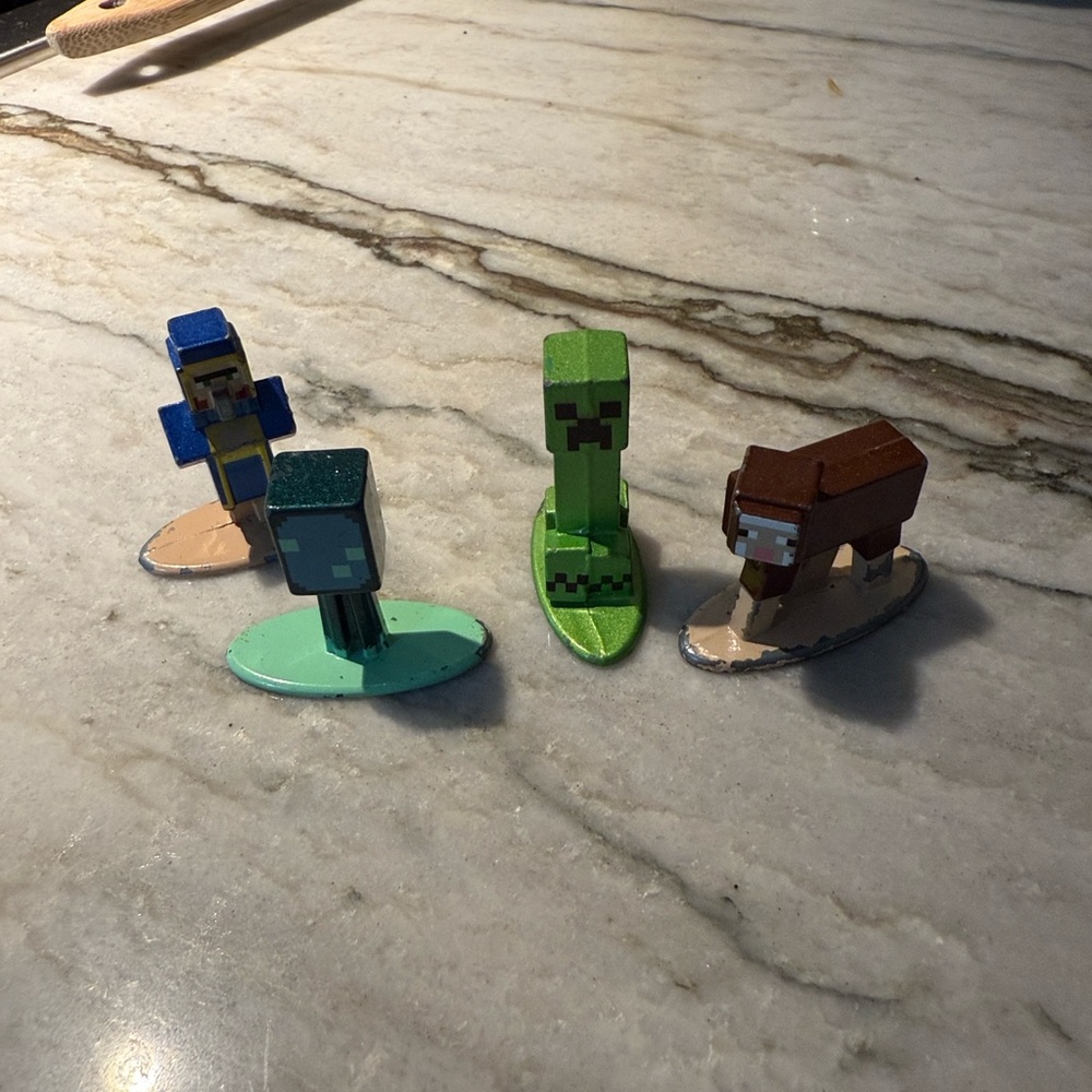 Minecraft Nano Metal Figs Die-Cast Character Figurine Collection